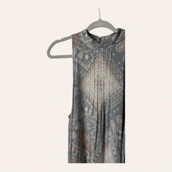 0366. FREE PEOPLE INTIMATELY SLEEVELESS DRESS HIGH NECK SIZE MEDIUM - Picture 4 of 10